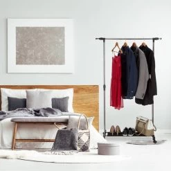 Portant à Vêtements Roulettes -Mobilier Soldes 0f1cf55323a74f1ea7f0af4369ef744c