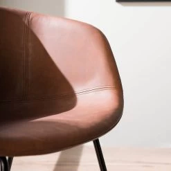 Chaise Capitonnée Charline -Mobilier Soldes 1000278397 230426 070 DETAILS P000000001000278397