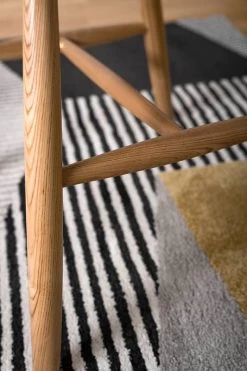 Chaise Gort 29 Chaise Gort -Mobilier Soldes 1000281760 230321 110 DETAILS P000000001000281760