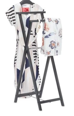 Valet De Chambre Blanc Pliable -Mobilier Soldes 22fbf4c7fcb54c798273fce3a94ec054.cropped 397 164 1483 2320.processed